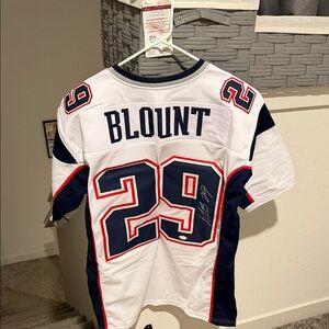 Patriots #29 Blount signed jersey